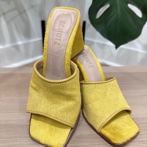 SCHUTZ Yellow Open-Toe Mule Slides
